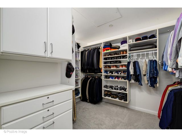 21 E Huron Street 3204, Chicago, IL 60611