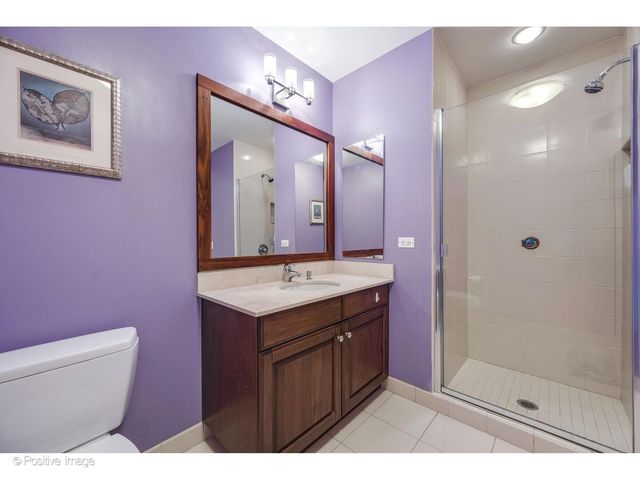 21 E Huron Street 3204, Chicago, IL 60611