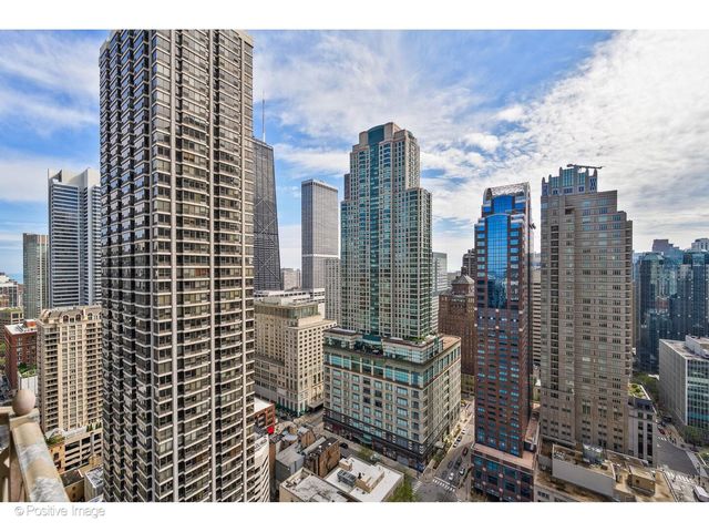 21 E Huron Street 3204, Chicago, IL 60611