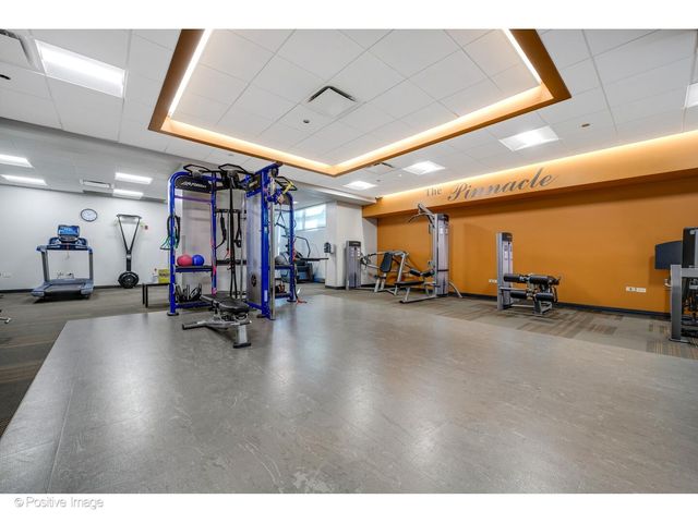 21 E Huron Street 3204, Chicago, IL 60611
