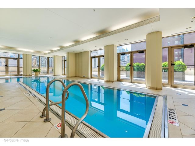 21 E Huron Street 3204, Chicago, IL 60611