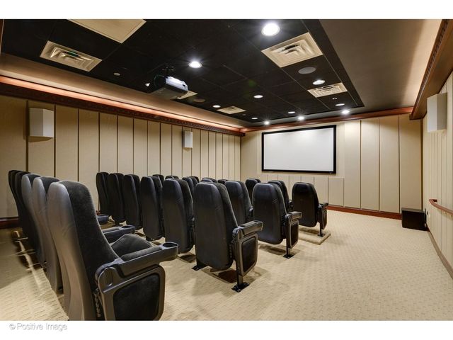 21 E Huron Street 3204, Chicago, IL 60611