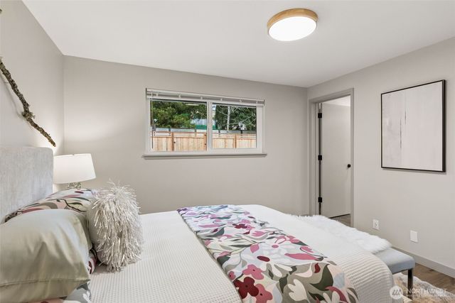 10021 19th Avenue SW, Seattle, WA 98146