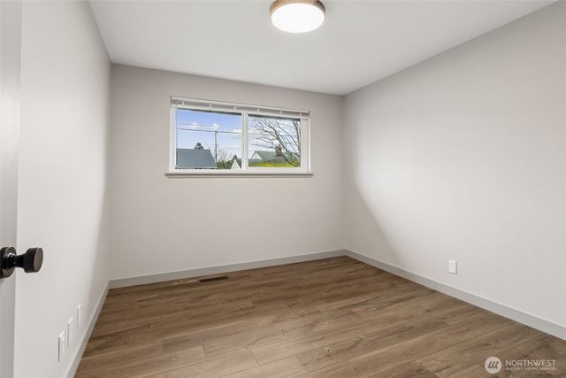 10021 19th Avenue SW, Seattle, WA 98146