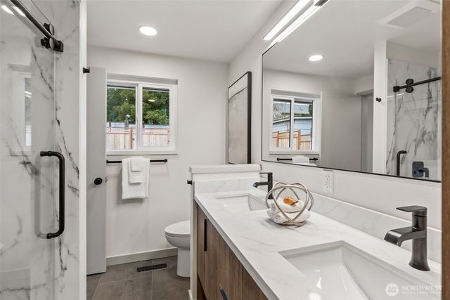 10021 19th Avenue SW, Seattle, WA 98146