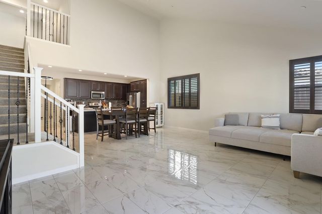 4368 Icon Ave, Modesto, CA 95356