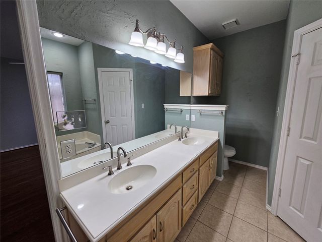 2544 Cattail Lane, Carrollton, TX 75006