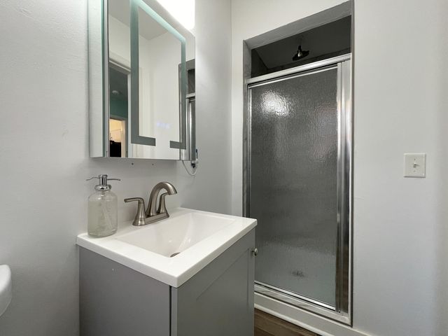 2656 E Southern Hills Boulevard, Springfield, MO 65804