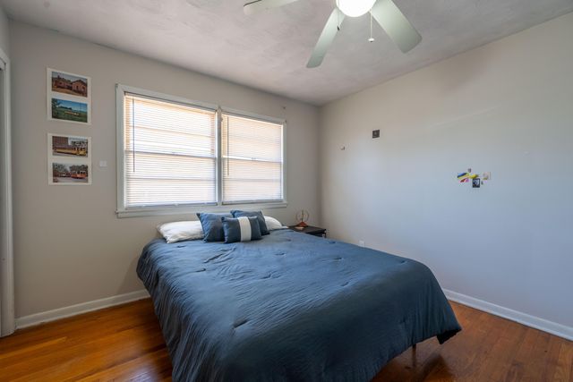 2656 E Southern Hills Boulevard, Springfield, MO 65804