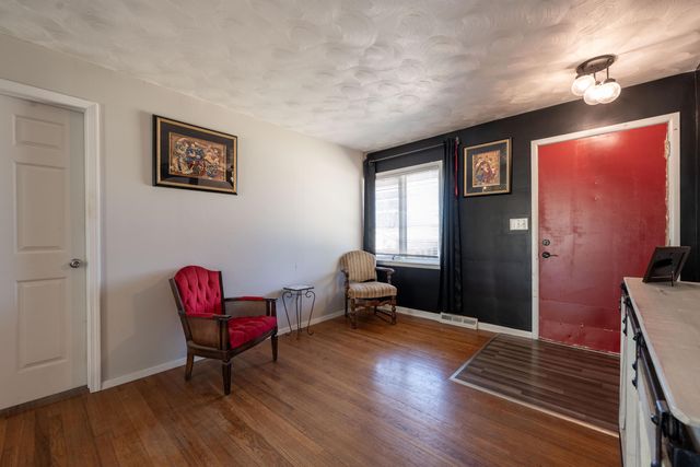 2656 E Southern Hills Boulevard, Springfield, MO 65804