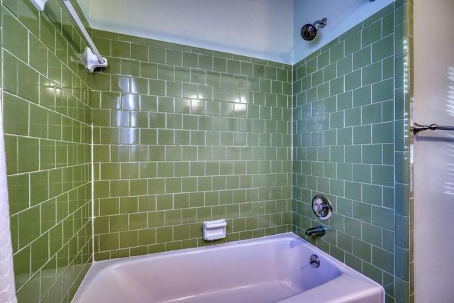 1210 Martin Ridge Road, Roswell, GA 30076