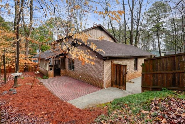 1210 Martin Ridge Road, Roswell, GA 30076