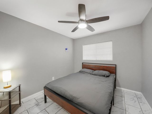 1337 Conrad Sauer Drive, Houston, TX 77043