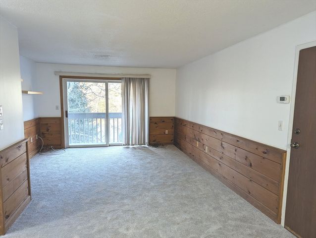 2612 Franklin Crossing Rd 2612, Franklin, MA 02038