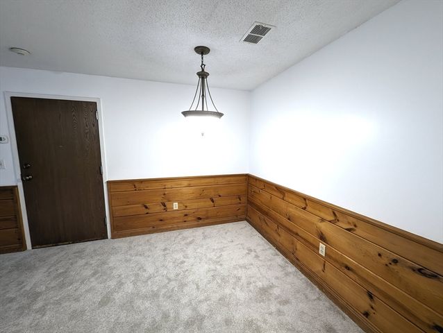 2612 Franklin Crossing Rd 2612, Franklin, MA 02038