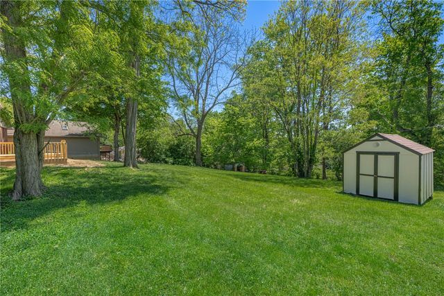 2434 Barnett Drive, Bellbrook, OH 45305
