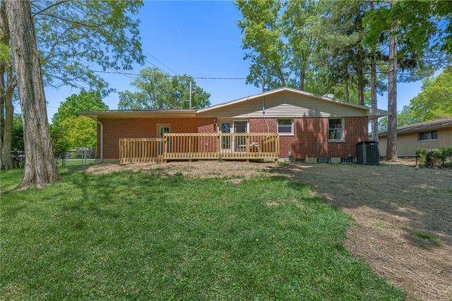 2434 Barnett Drive, Bellbrook, OH 45305