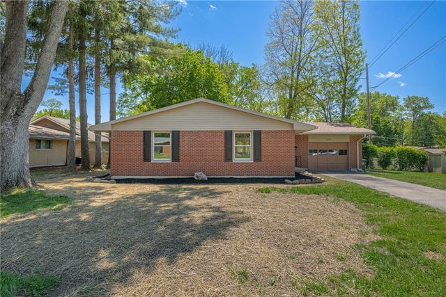 2434 Barnett Drive, Bellbrook, OH 45305