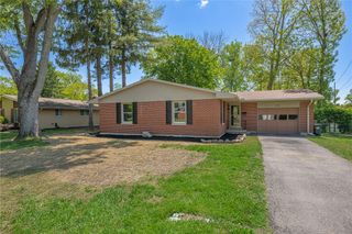 2434 Barnett Drive, Bellbrook, OH 45305