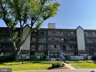 7400 LAKEVIEW DR #N203, Bethesda, MD 20817