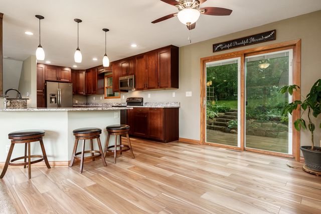 12451 Chuckanut Drive, Roscoe, IL 61073