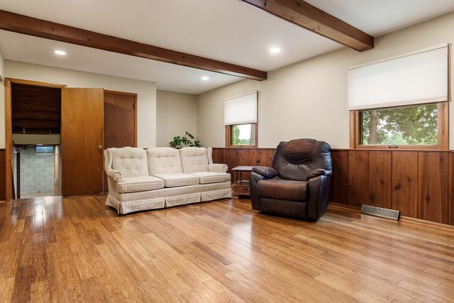 12451 Chuckanut Drive, Roscoe, IL 61073