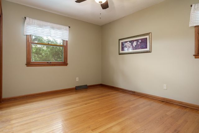 12451 Chuckanut Drive, Roscoe, IL 61073