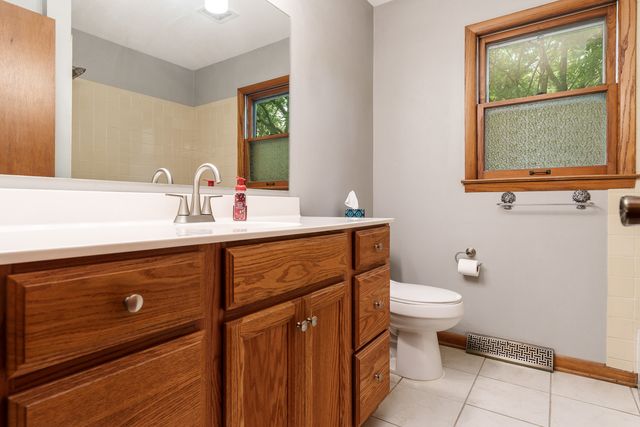 12451 Chuckanut Drive, Roscoe, IL 61073