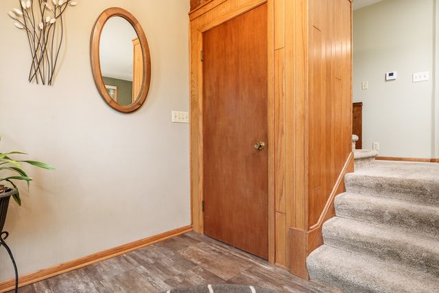 12451 Chuckanut Drive, Roscoe, IL 61073