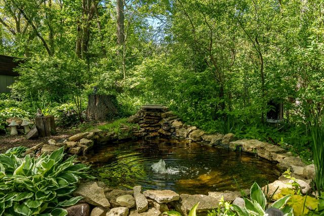 12451 Chuckanut Drive, Roscoe, IL 61073