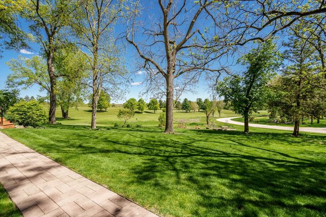 12451 Chuckanut Drive, Roscoe, IL 61073