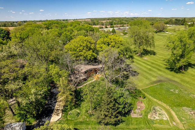 12451 Chuckanut Drive, Roscoe, IL 61073