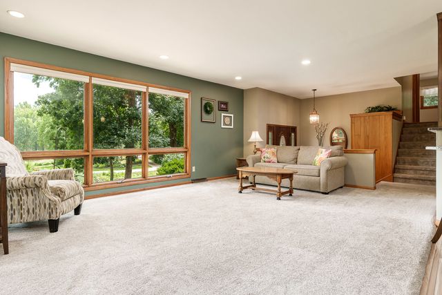 12451 Chuckanut Drive, Roscoe, IL 61073