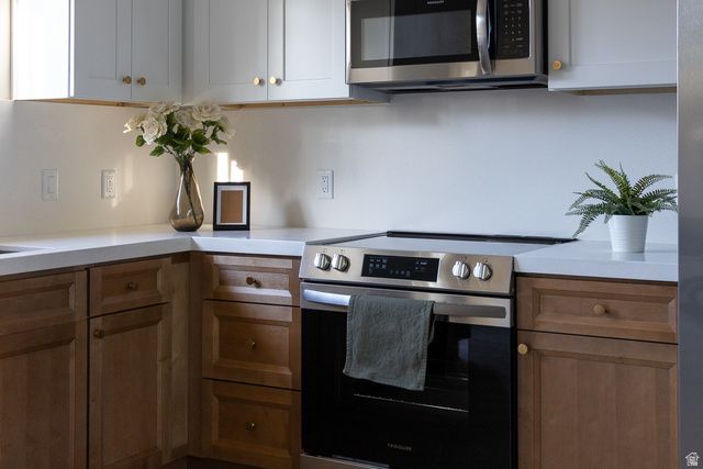 1394 W TWIN OAKS DR, West Jordan, UT 84088