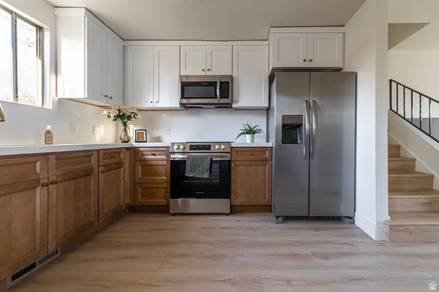 1394 W TWIN OAKS DR, West Jordan, UT 84088