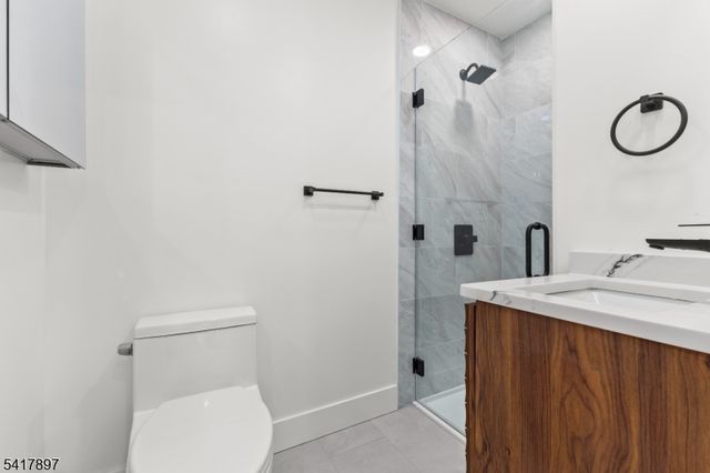 633 Lafayette Ave, Hawthorne Boro, NJ 07506