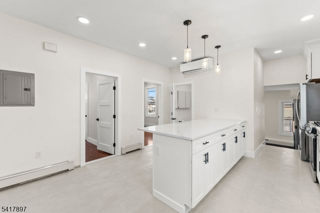 633 Lafayette Ave, Hawthorne Boro, NJ 07506