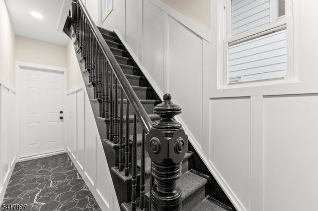 633 Lafayette Ave, Hawthorne Boro, NJ 07506