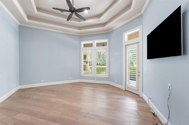 27702 W Balsam Fir Circle W, Spring, TX 77386