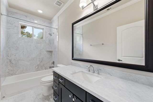 27702 W Balsam Fir Circle W, Spring, TX 77386