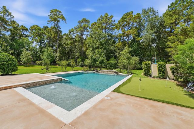 27702 W Balsam Fir Circle W, Spring, TX 77386