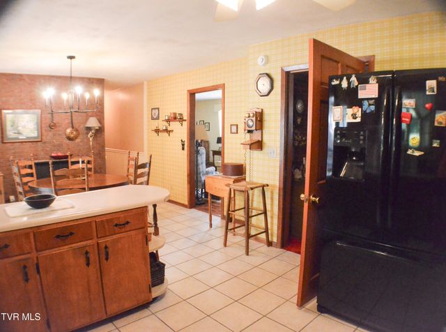 213 Russell Drive, Rogersville, TN 37857