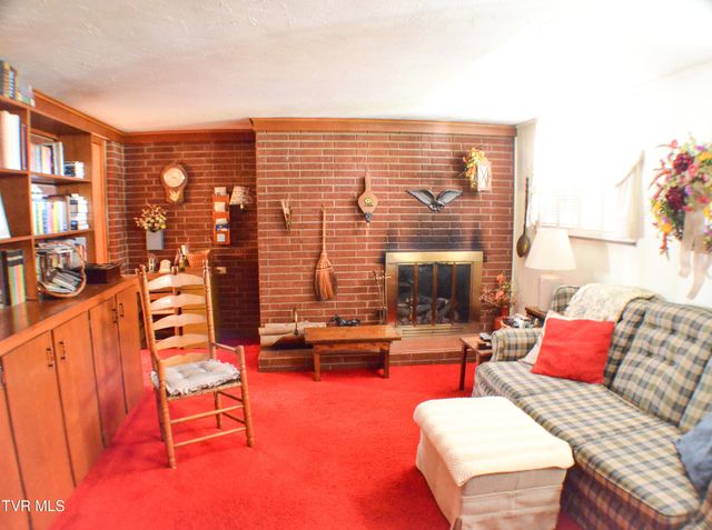 213 Russell Drive, Rogersville, TN 37857