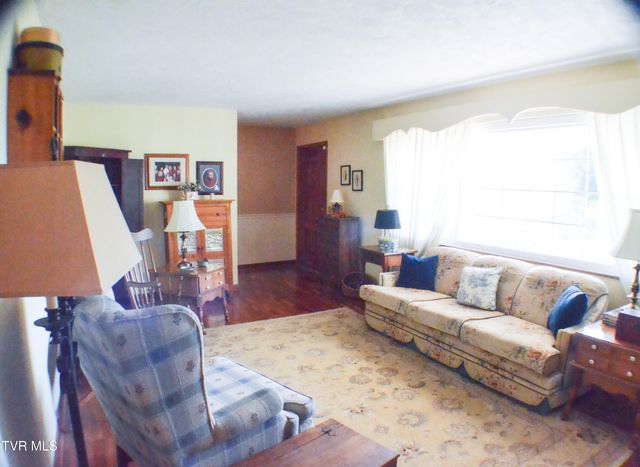 213 Russell Drive, Rogersville, TN 37857