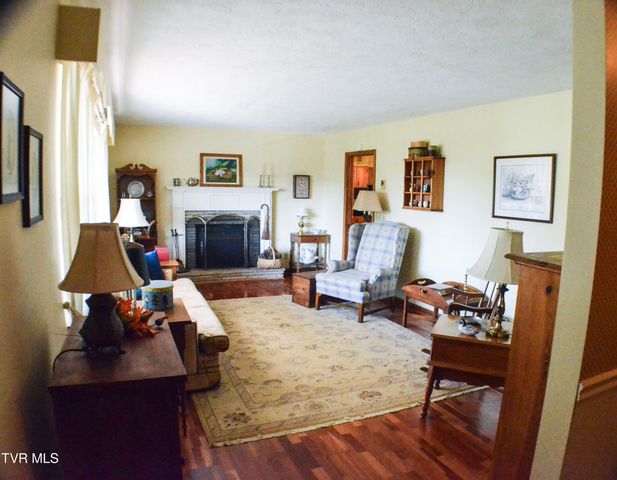 213 Russell Drive, Rogersville, TN 37857