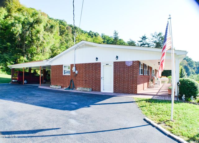 213 Russell Drive, Rogersville, TN 37857