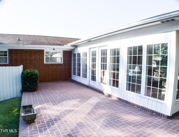 213 Russell Drive, Rogersville, TN 37857