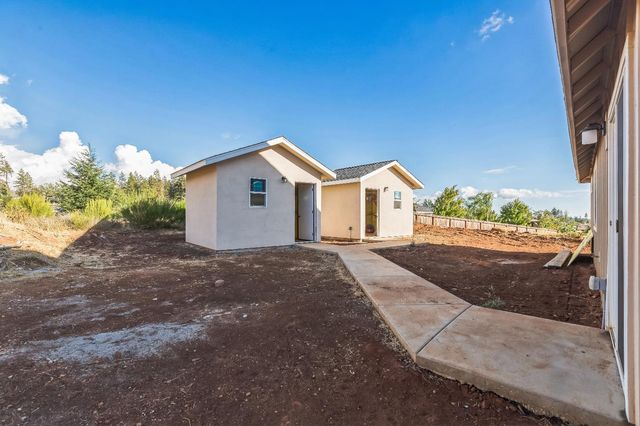 1325 Deodara Way, Paradise, CA 95969