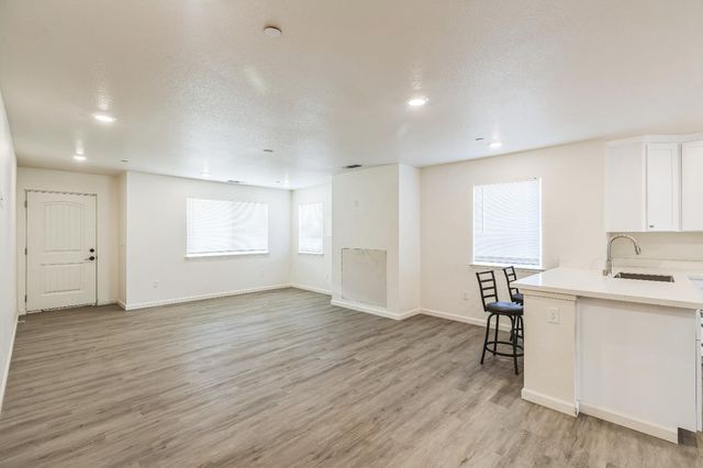 1325 Deodara Way, Paradise, CA 95969