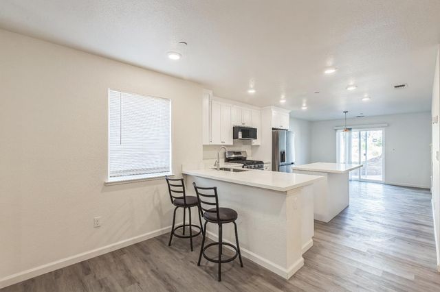 1325 Deodara Way, Paradise, CA 95969